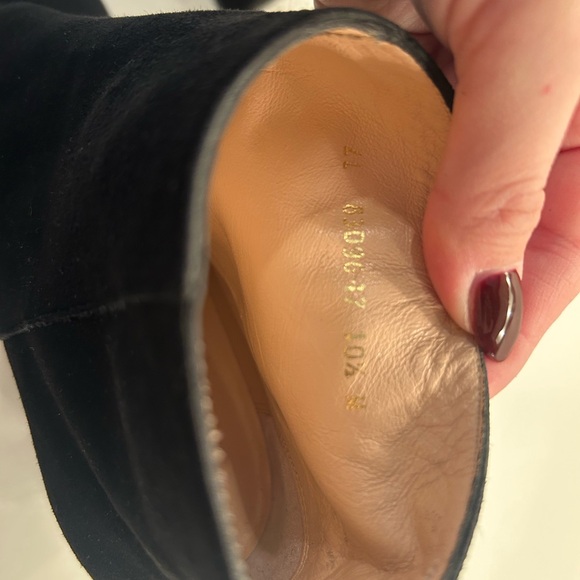 Stuart Weitzman blocked heeled booties - Picture 7 of 10